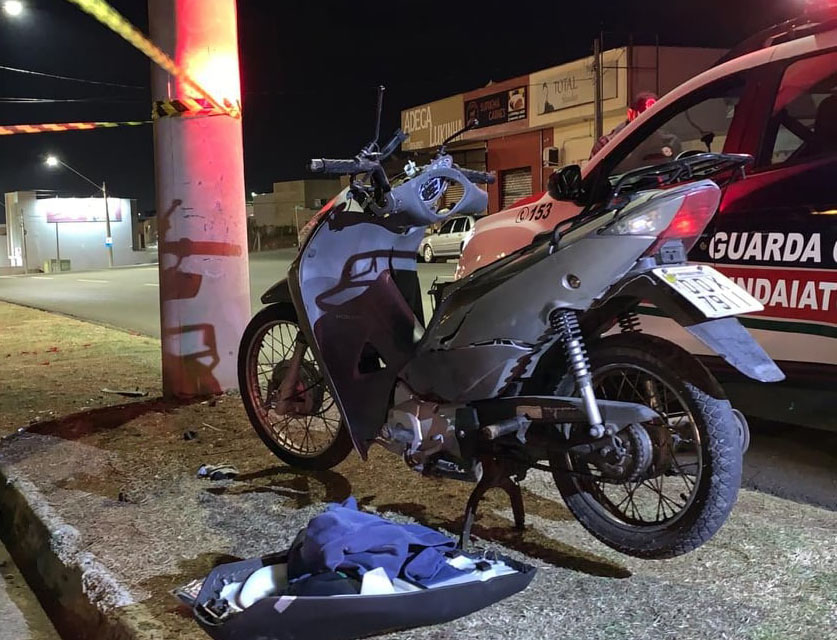 Motociclista Perde O Controle Da Dire O Bate Em Poste E Morre Em