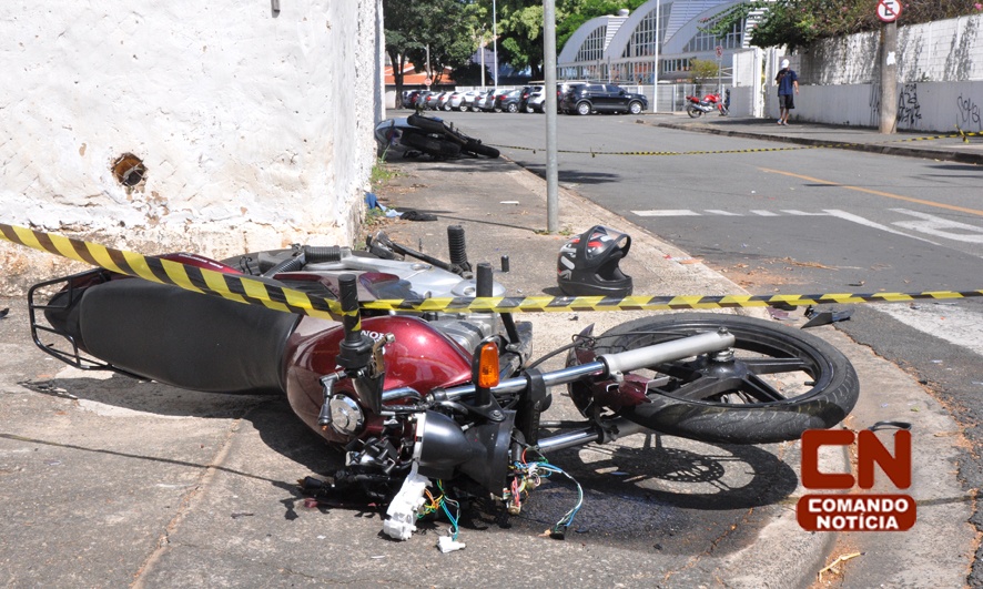 Indaiatuba Policial Militar Feminina E Motociclista Ficam Gravemente