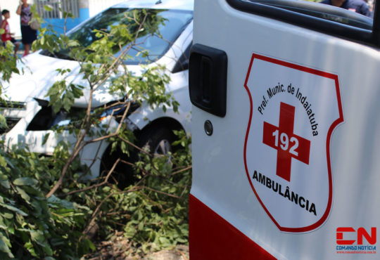 Carro acidente centro2