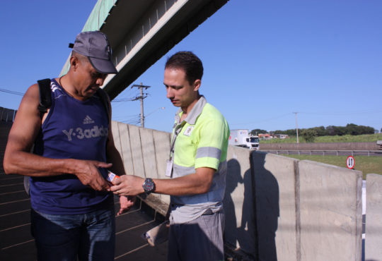 090119 pedestre na via