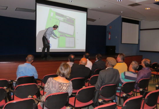 Visita lojas cem (2)