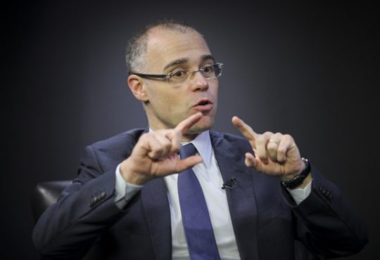 Dr. andré luiz de almeida mendonça