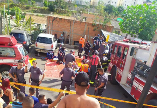 Acidente caminhão bombiros 3 cópia
