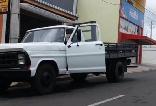 F4000 furtada 1