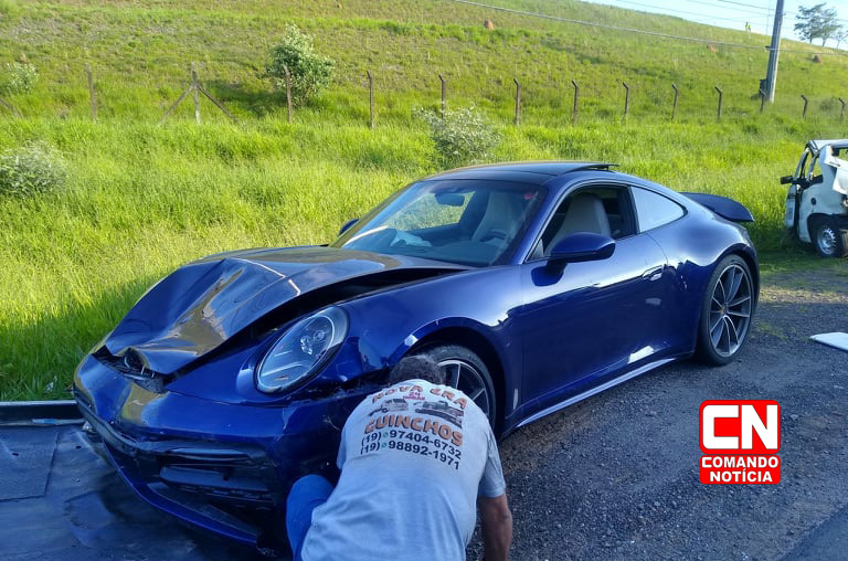 Porsche 911 está envolvido em acidente gravíssimo