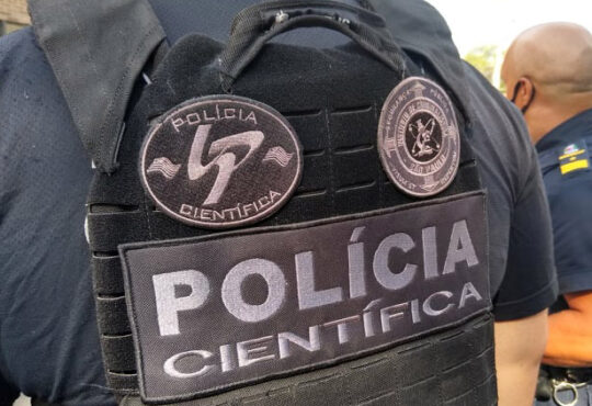 Pericia