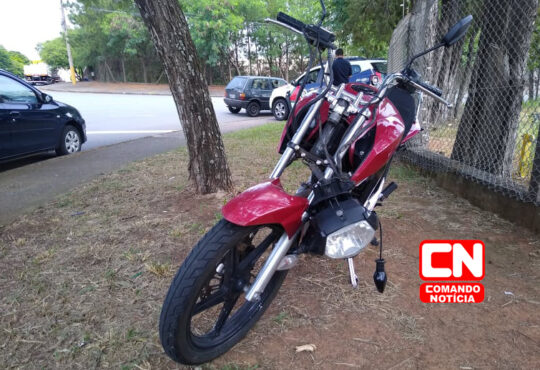 Acidente moto moças