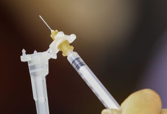 Fabio rodrigues pozzebom vacina febre amarela