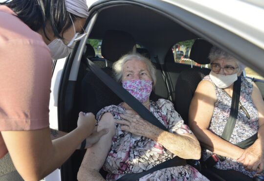 Idos vacina eliandro figueira