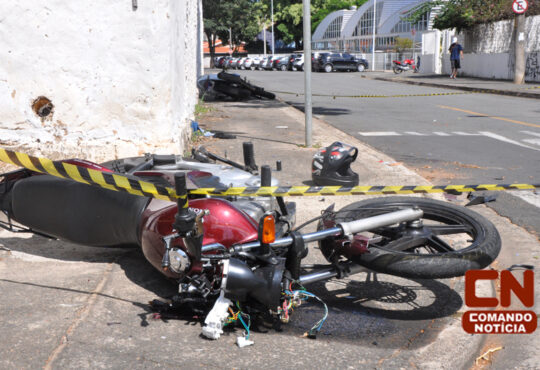 Acidente moto pm feminina