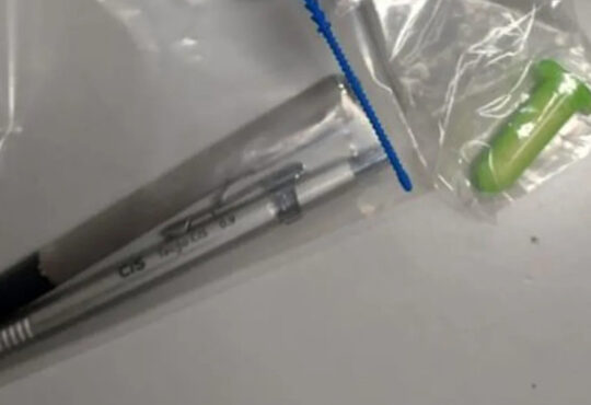 Caneta furou pescoço de pm campinas