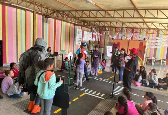 Ewerton sivino teatro escola