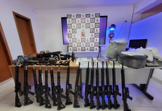 Fuzis encontrados sp paraisópolis