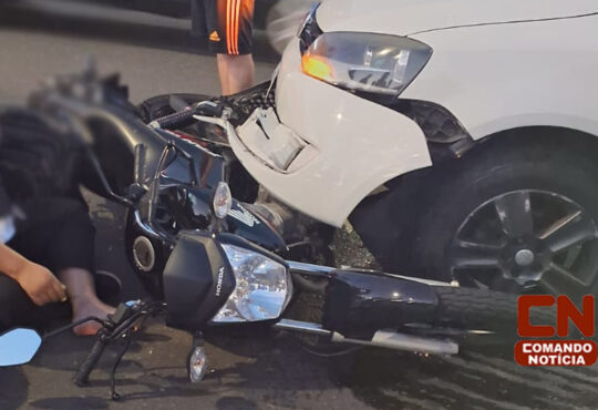 Acidente moto e carro ario cópia