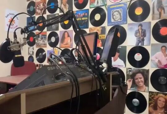 Radio pirata indaiatua pf