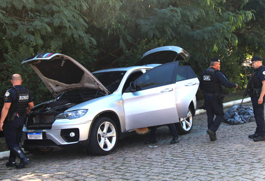 Valter lenzi jr caro com munição fuzil