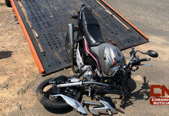 Batida moto e carro mirim