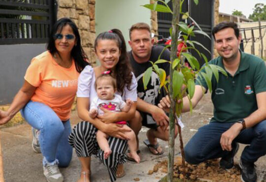 Plantio de arvore guilherme ef cópia