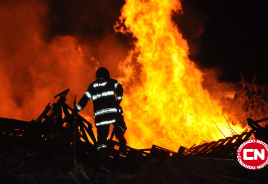 Incendio fabrica paletes 1