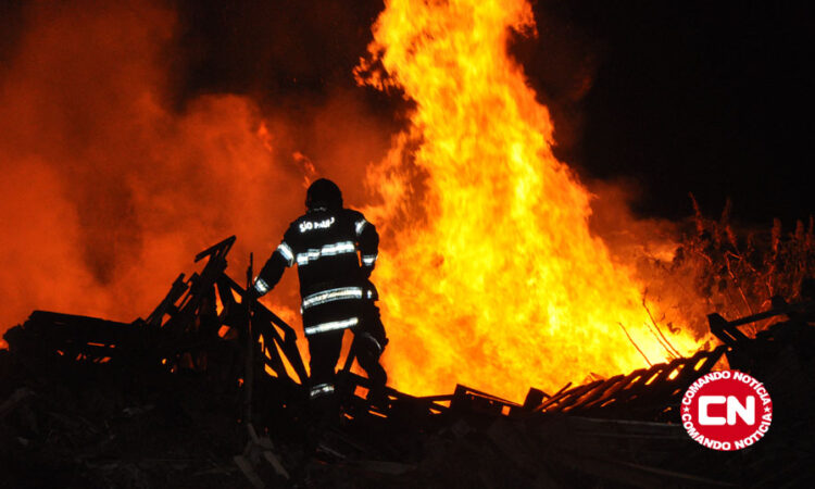 Incendio fabrica paletes 1