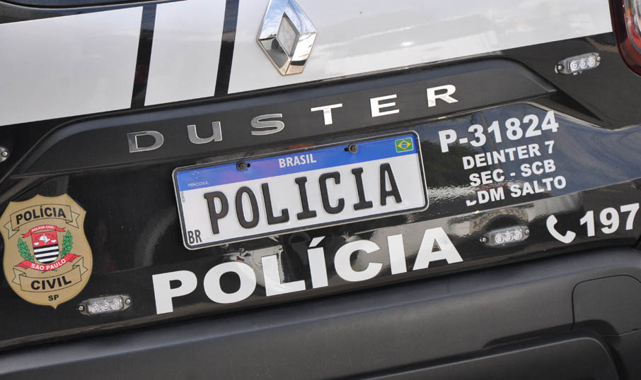 Policia civil salto 1