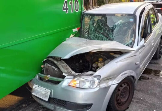 Ladrão colide em onibus em campinas cópia