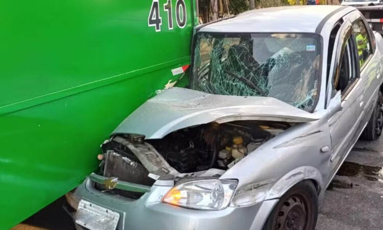 Ladrão colide em onibus em campinas cópia