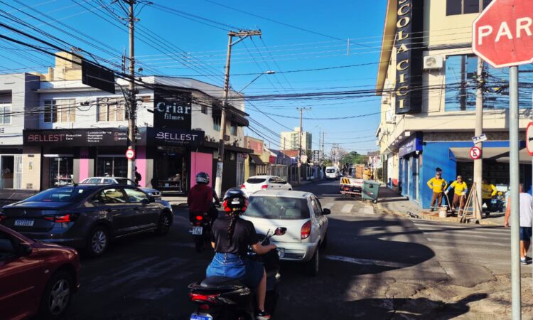 Semaforo rua 24 de maio georgia dal ri e couto
