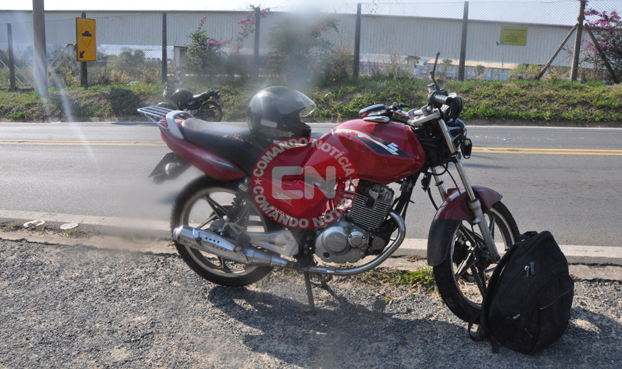 ColisÃo duas motos rua prata 2