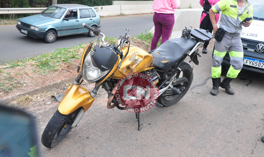 Engavetamento moto km 48 2