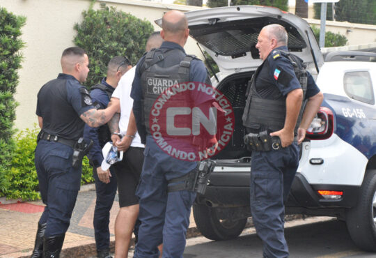 LdrÂo de kwid roubado campinas