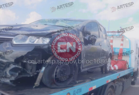 Sandero capota dom pedro uma pessoa morre cópia