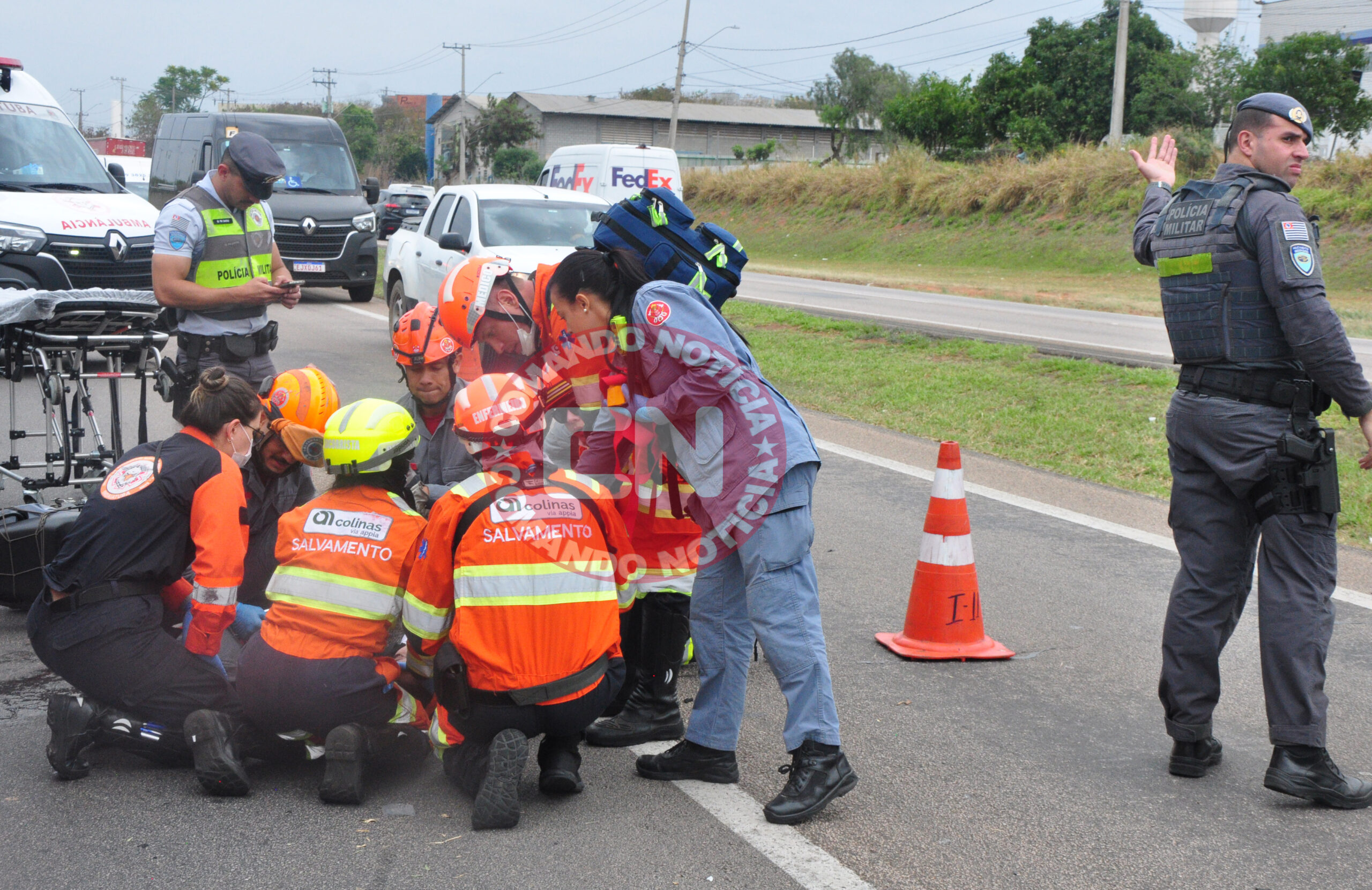 Mulher enrosca o braÇo em acidente sp 75 6