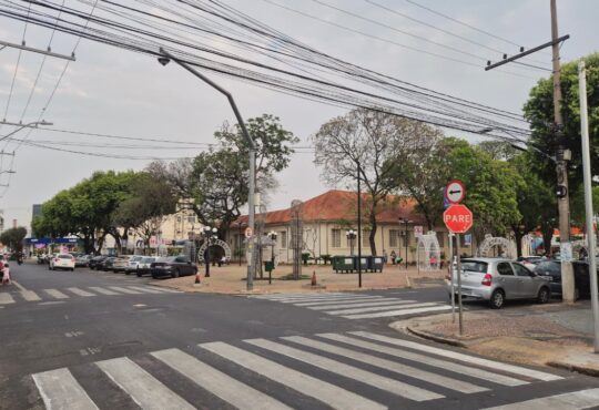 Semaforo7 georgia dal ri couto semafaro 15 novembro e 11 de junho