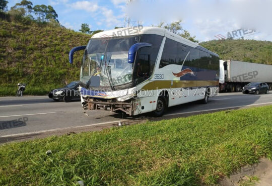 Acidente onibus araÇariguama