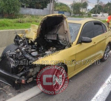 Bmw bate em traseira de onibus 1 cópia