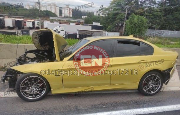 Bmw bate em traseira de onibus 2 cópia