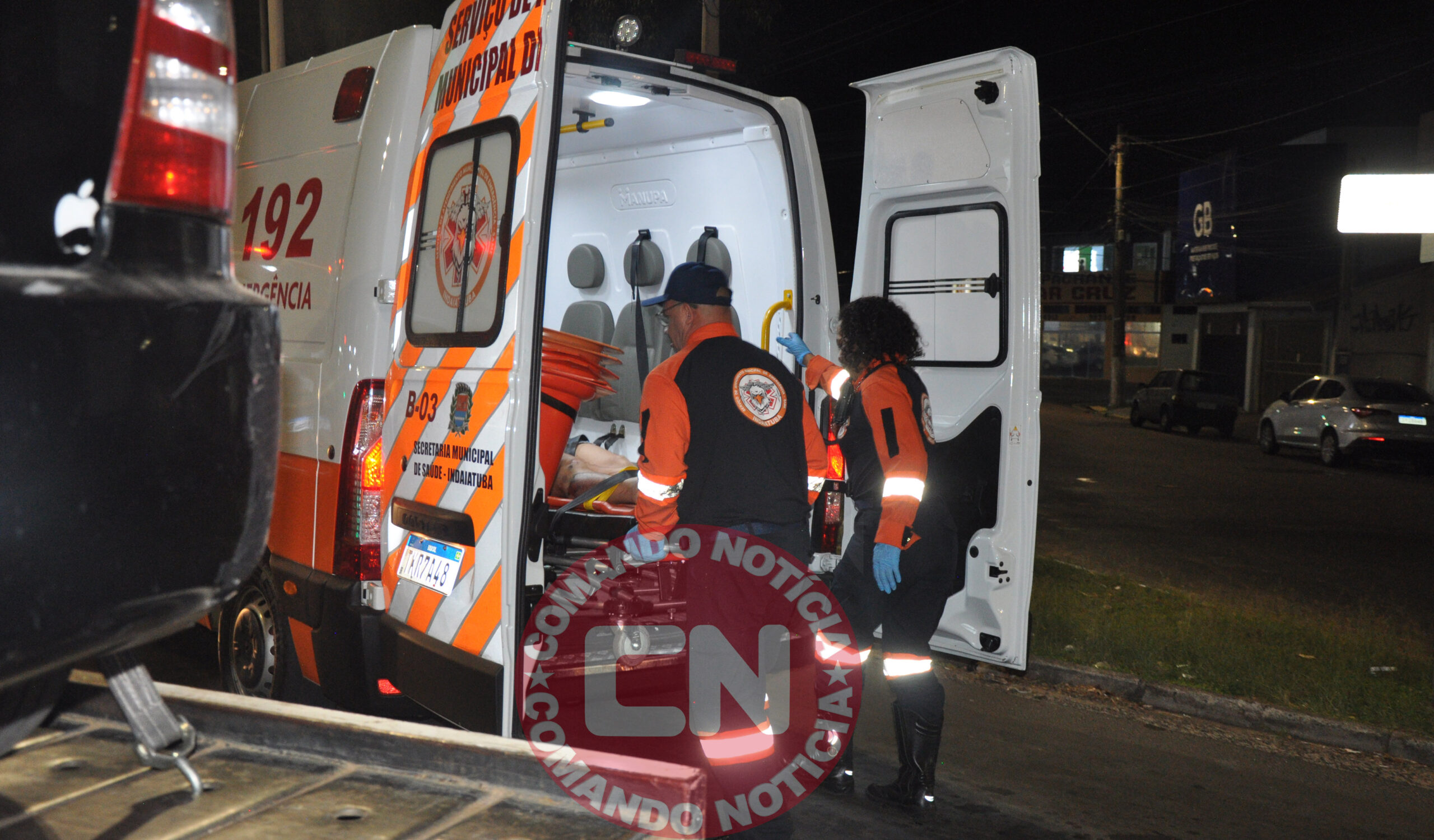 ColisÃo moto bmw e guincho5