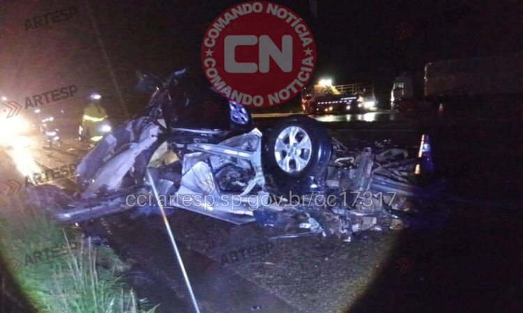 Carro bate de frente mogi guaçu cópia
