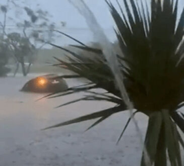 Carro é levado pealas enxurrada e mata mulher em hortolandia