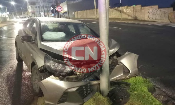 Hb 20 batem em poste manoel ruz peres 3