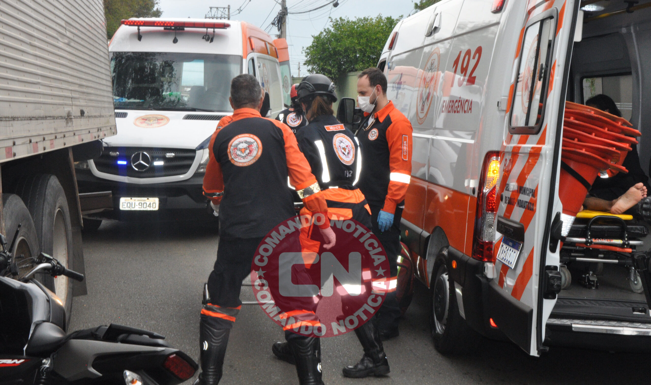 Medica natalia moto colide carreta 1