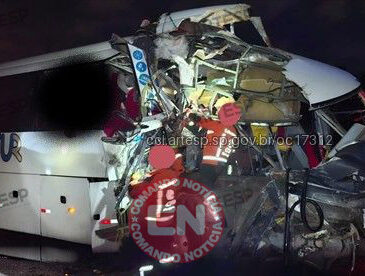 Onibus acidentado em pirituba cópia