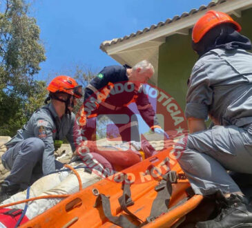 Queda telhado cópia