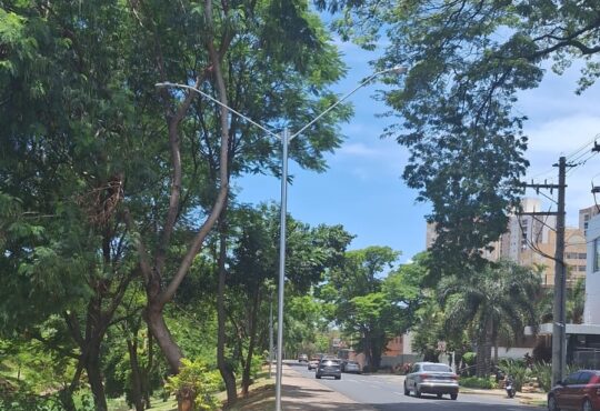 Ruas das primaveras lampa led secom