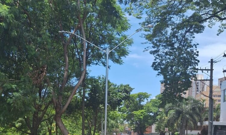 Ruas das primaveras lampa led secom