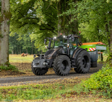 Trator valtra