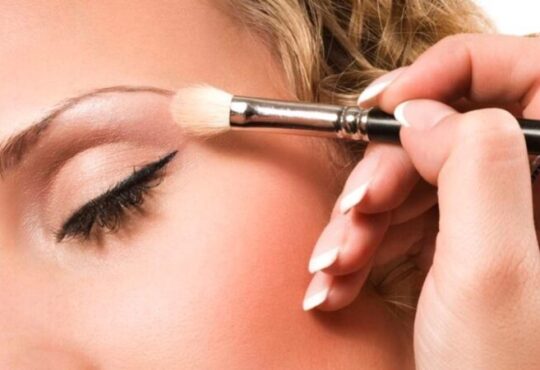 Maquiagem pÁlpebra eutròpia