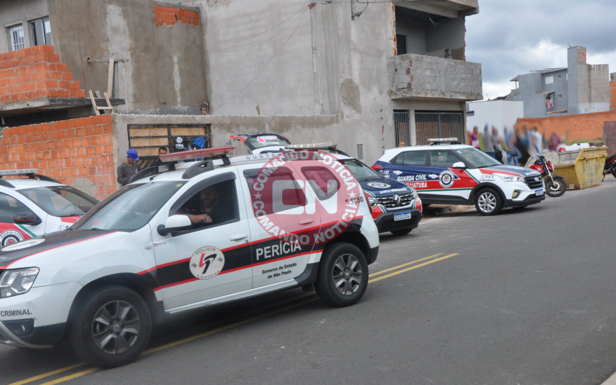 Queda de jade mata homem