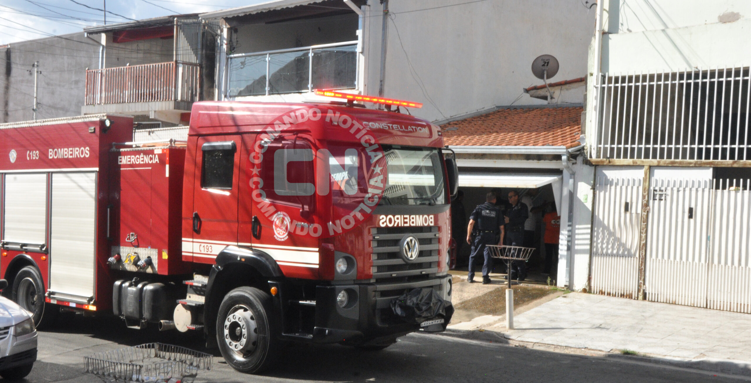 Bombeiros fogo rua 78